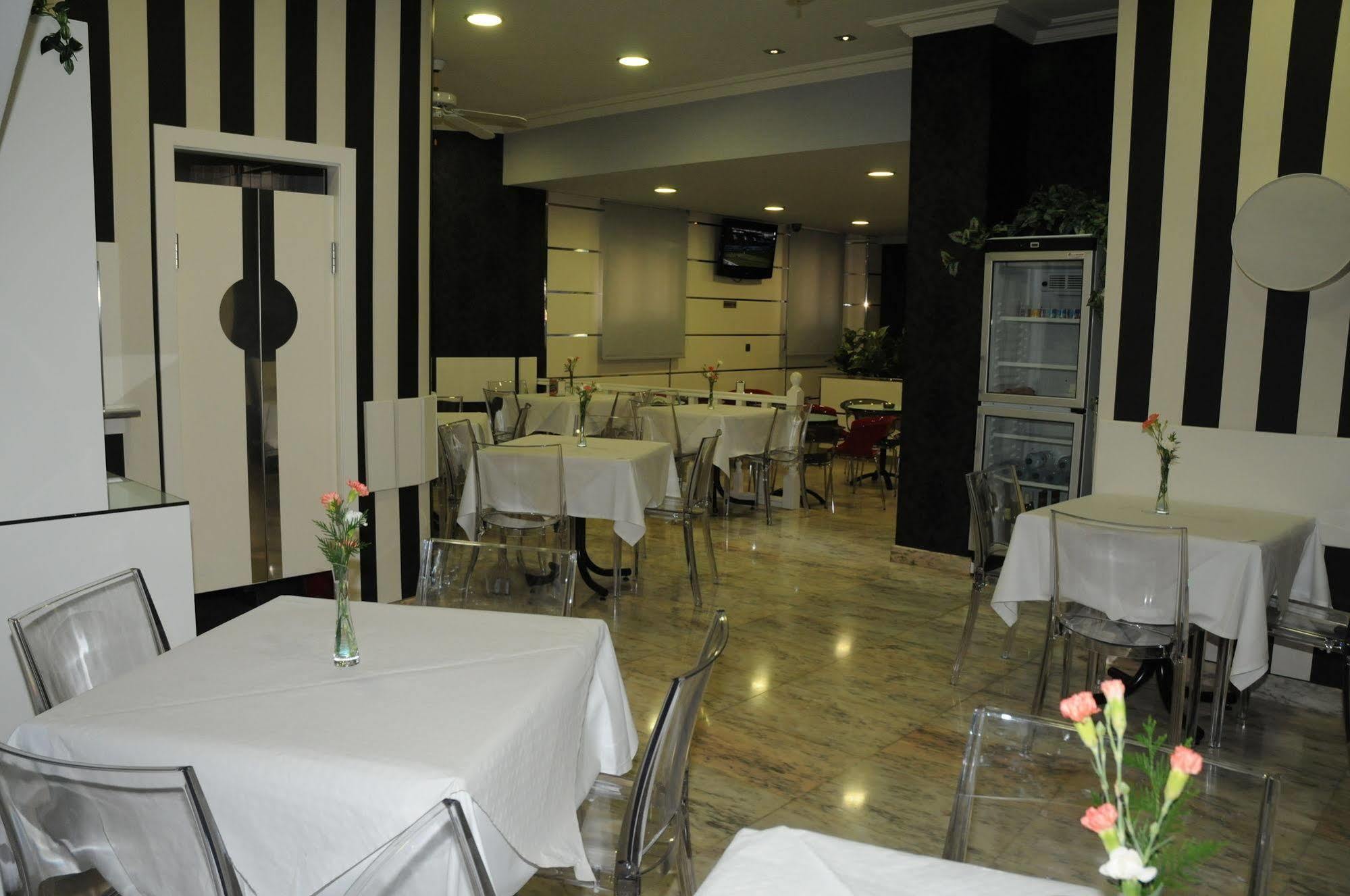 Hotel Canaima Vigo Zewnętrze zdjęcie