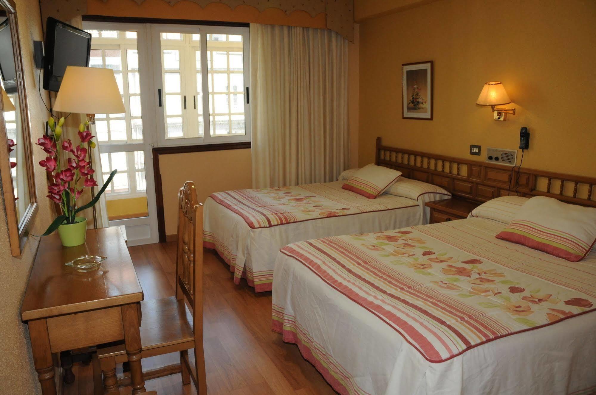 Hotel Canaima Vigo Zewnętrze zdjęcie